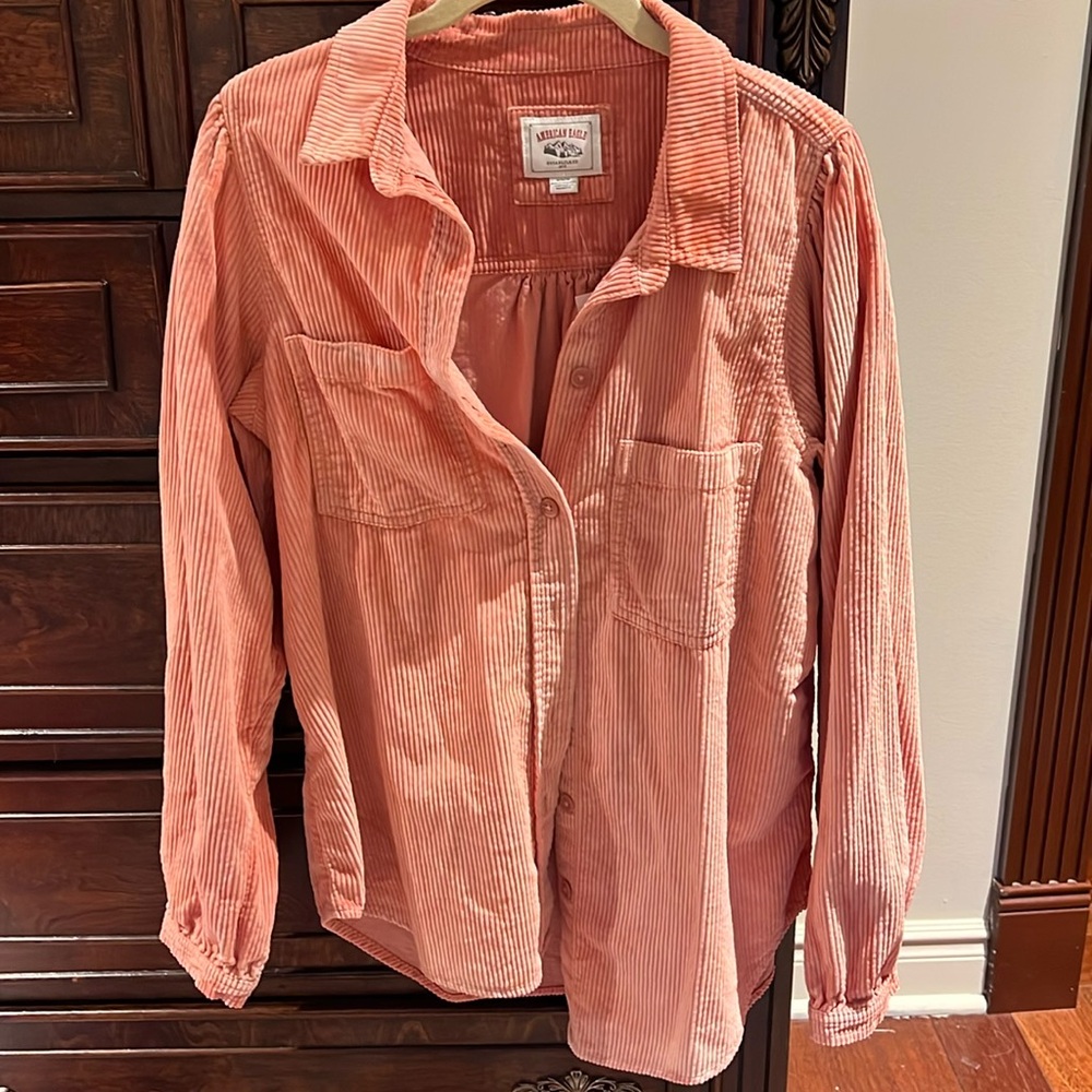 Corduroy top American Eagle pink